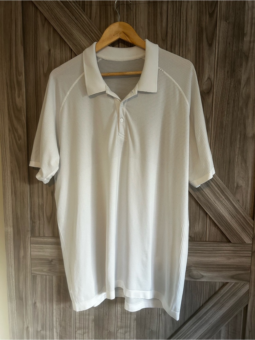 Lululemon "Live in Practice" Polo XXL -White Textured Mesh Vent Tech Performance